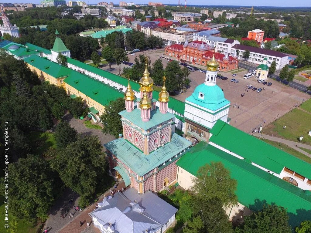 гремячий ключ сергиев посад вид сверху. сергиев посад здание администрации города. 231 сергиево посадский. администрация сергиев посад архитектор. блинная гора в сергиевом посаде фото.