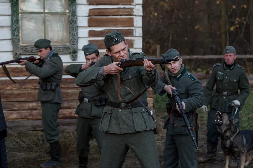 Военный серий. Фильм на пороге любви 2018. На пороге любви фильм 2017. На пороге любви фильм 2017 2 серия. На пороге любви фильм 2017 1 серия.