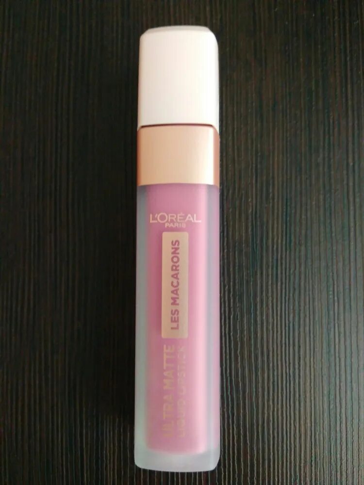 Лореаль жидкая помада для губ. L oreal paris infaillible жидкая матовая помада. Помада лореаль матовый блеск. Loreal paris помада les chocolats ultra matte liquid. Lip paint matte в оттенке 212.