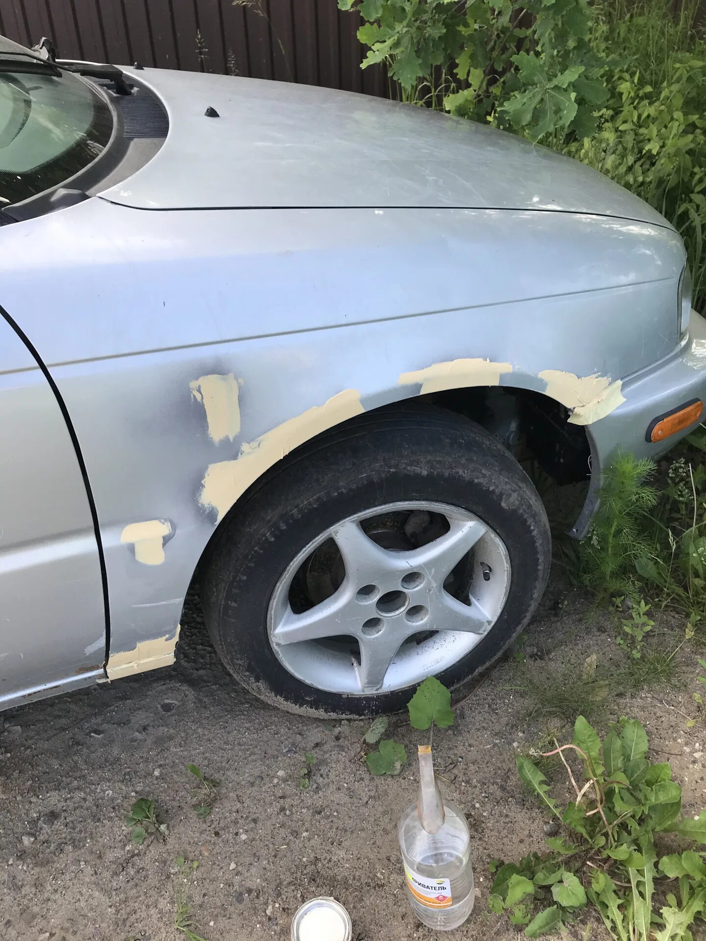 Как самому покрасить рыжики автомобиля. Ржавчина на кузове автомобиля. Как самому покрасить рыжики автомобиля. Как самому покрасить рыжики автомобиля. Рыжики на кузове автомобиля.