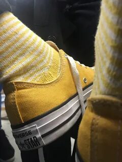 Turn yellow
