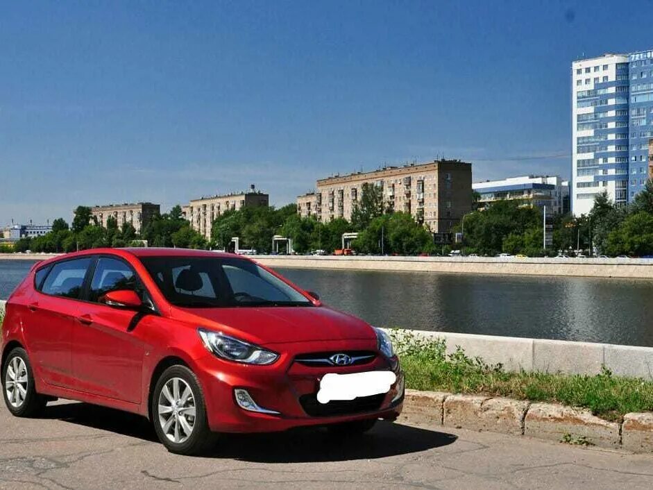 Хендай солярис 2012. Hyundai Solaris 2012. Hyundai Solaris хэтчбек красный. Хендай Солярис хэтчбек 2012 красный. Хендай Солярис красный хетчбек.