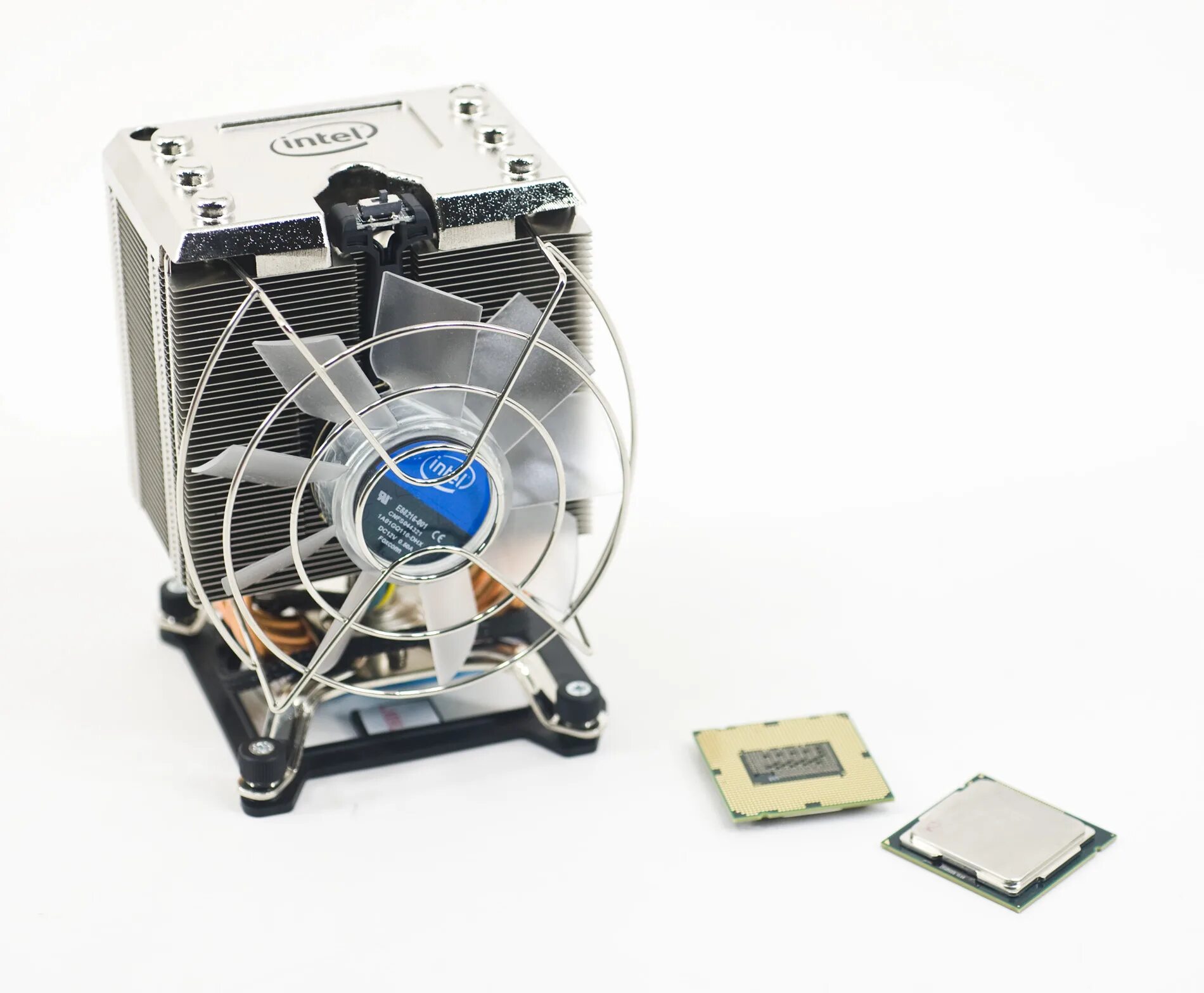Видеокарты для процессора intel core i7. Core i7 2600k. кулер для core i7 2600k. intel core i5 2600. intel core i5-2500k.