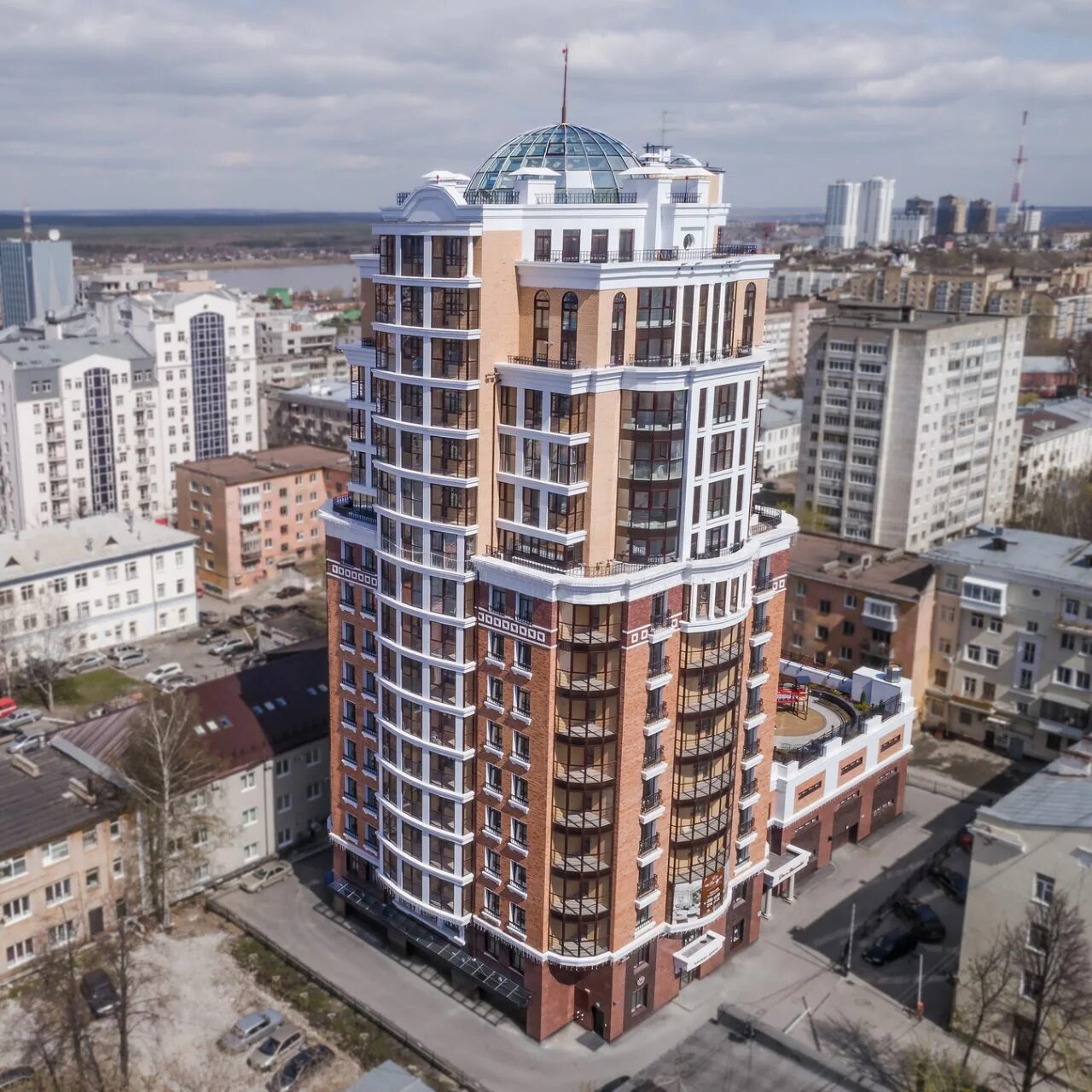 Дома дом пермь. Луначарского 32а пермь. луначарского 32. пермь, ул. луначарского, 32а. луначарского 32а пермь квартиры.