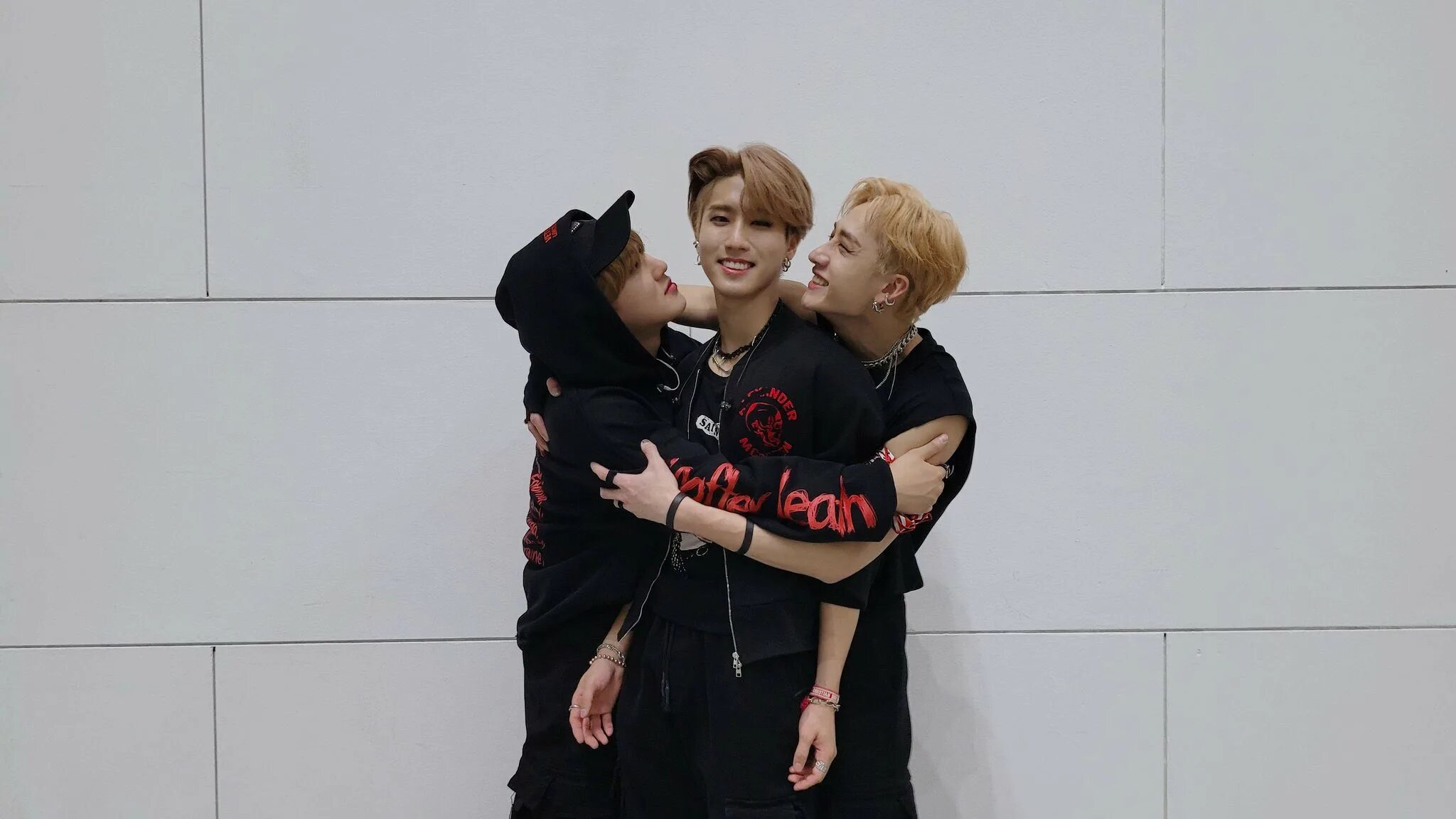 3racha stray kids песни. Funny pic of Dance Racha Stray Kids. 3racha Scene Stealers.