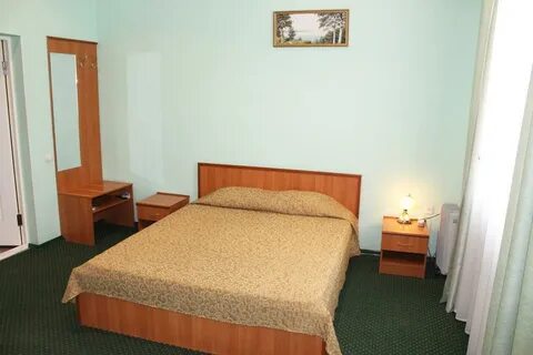 Левая гостиница