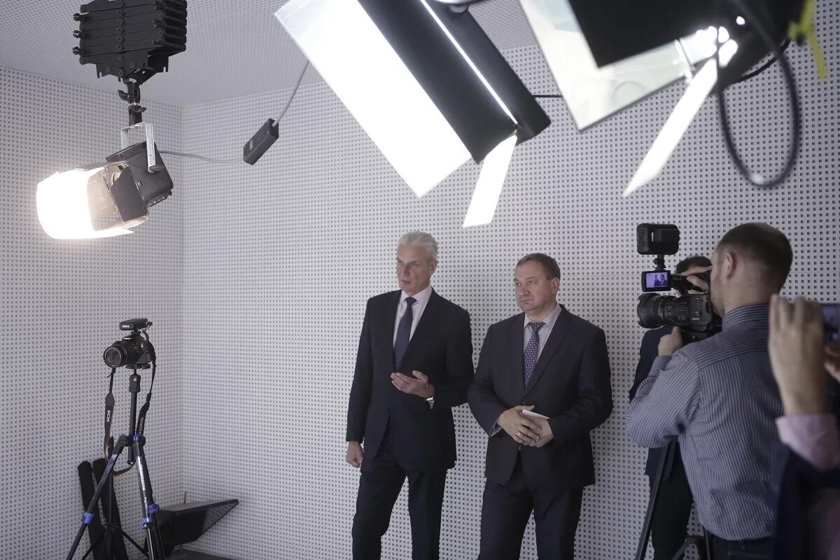 Перекресток ул труда звездная псков. Леона поземского, 76. Движение первых псков. Российское движение первых детей и молодежи. Движение первых псков.