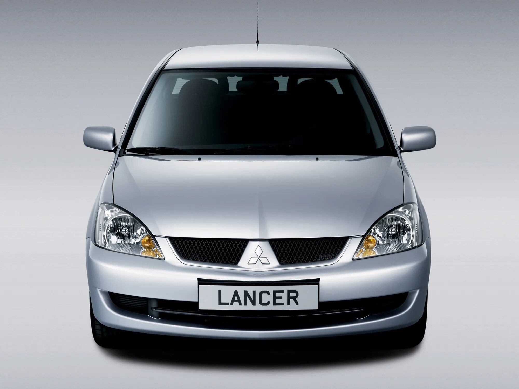 Mitsubishi lancer 9 размеры. Митсубиси Лансер 9. Mitsubishi Lancer 9 2010. Mitsubishi Lancer 1.6. Mitsubishi Lancer IX 2005.