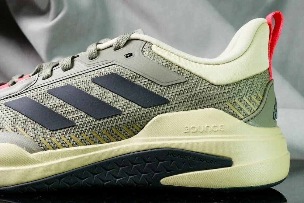 Trainer v3. Adidas trainer v. adidas trainer v shoes. adidas trainer v shoes кроссовки. кроссовки everyset trainer adidas.