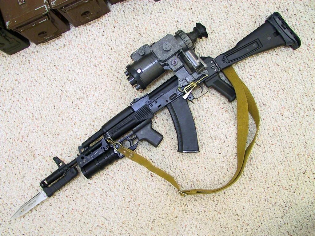 Автомат Калашникова 74м. Ak74m. АК-74м с подствольным гранатометом и прицелом. Штурмовая винтовка АК 74 М. 0 74 м