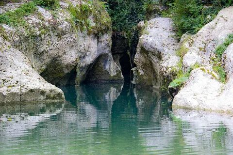 Белые водопады новомихайловский