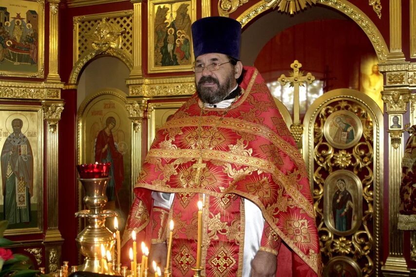 храм святого великомученика и целителя пантелеимона, кисловодск. храм в обнинске на аксенова. церковь пантелеимона целителя. храм пантелеймона целителя иркутск. церковь пантелеймона целителя киров.