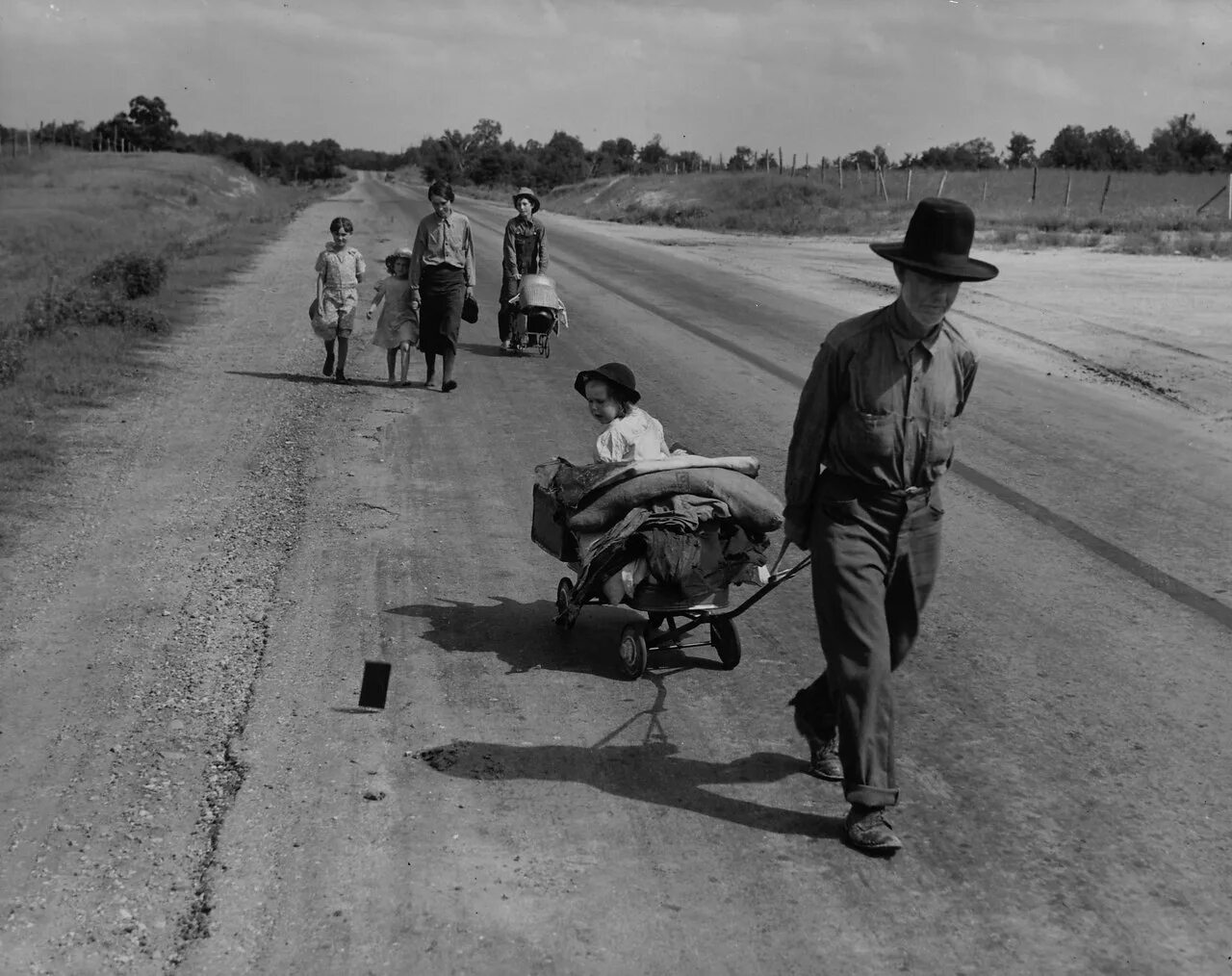 Великая депрессия 1930 годов. Доротея ланж великая депрессия. сша 1930 великая депрессия. доротея ланж фотограф. доротея ланж фотографии великой депрессии.