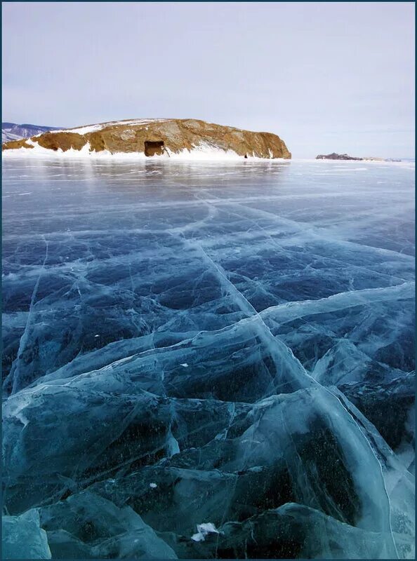 байкал в марте озеро ольхон. байкал март. ольхон байкал март. листвянка байкал в марте. байкал март.