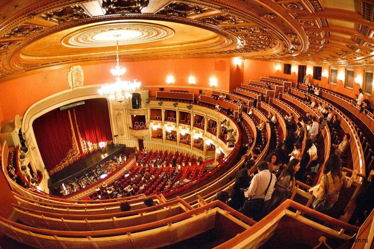 Xn opera nha