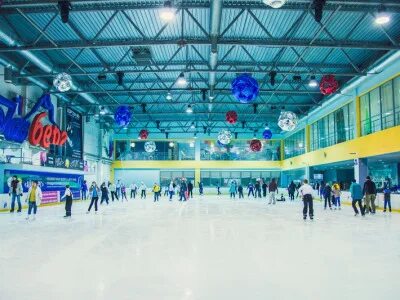 Закрытый каток екатеринбург с прокатом