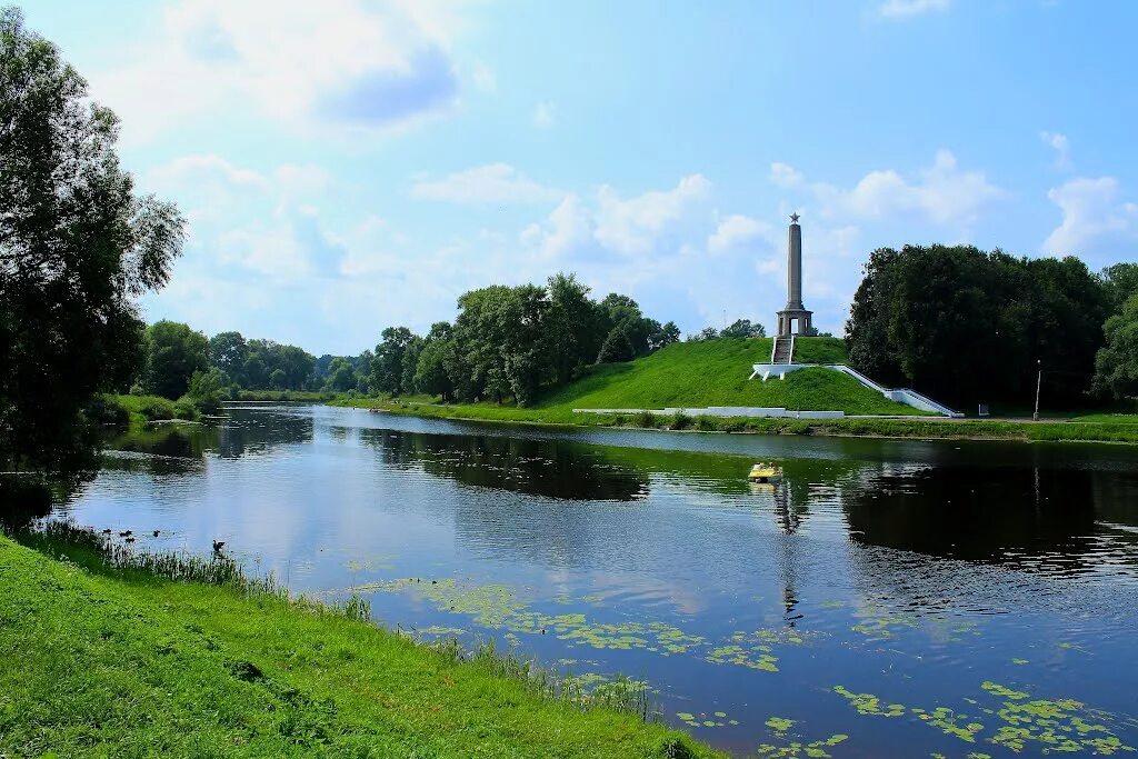 Великие луки россия. Город Великие Луки. Город Великие Луки достопримечательности. Природа города Великие Луки. Россия, Псковская область, Великие Луки.