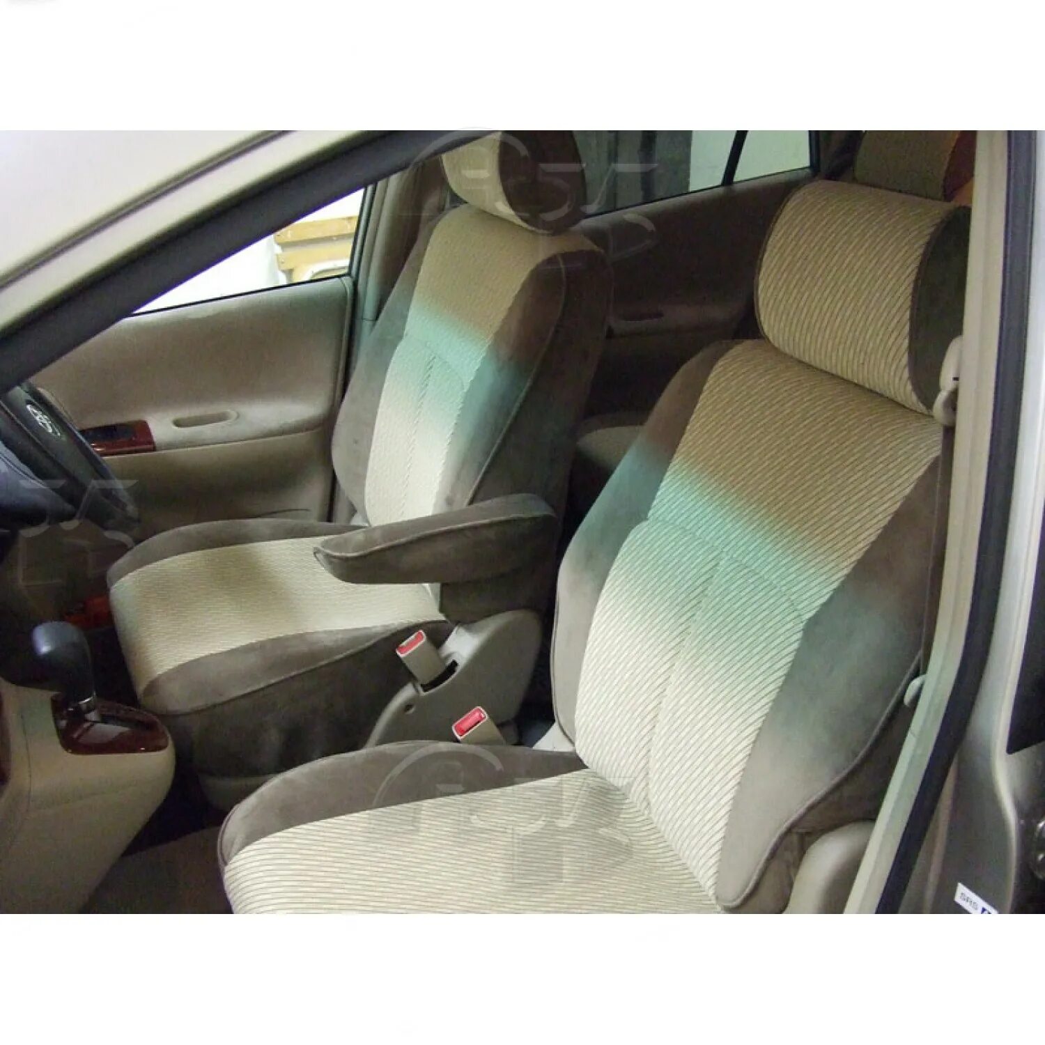 Toyota corolla spacio задний сидений. Чехлы тойота королла спасио 2002. Тойота спасио чехлы. Toyota corolla spacio 1997 салон. Чехлы на toyota corolla spacio 2002.