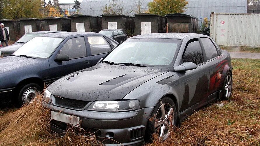 Opel Vectra b. Тюнингованная Опель Вектра б. Опель Вектра б камуфляж. Opel Vectra 1997 Tuning.