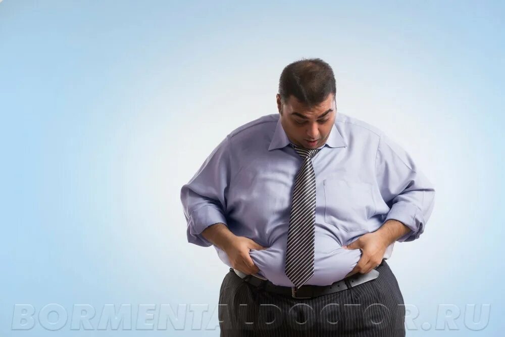 Лишний вес и похудение. Мужчина избыточный вес. Мужчина избыточный вес. Мужчина с большим животом. Ожирение.