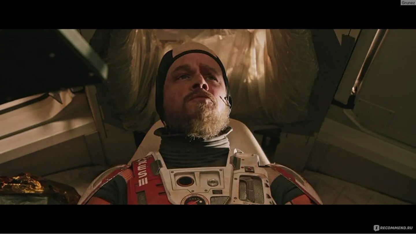 Режиссеры фантастики. The Martian 2015. Мэтт Дэймон Марсианин. Марсианин Мэтт Дэймон с бородой.