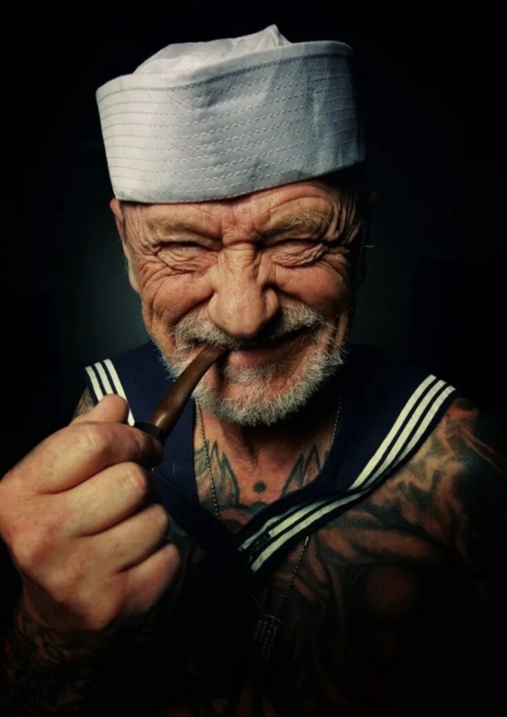 Старый курильщик. Светлаков в ушанке. Смешная ава парню. Аватарки для парней прикольные. Прикольный аватар.