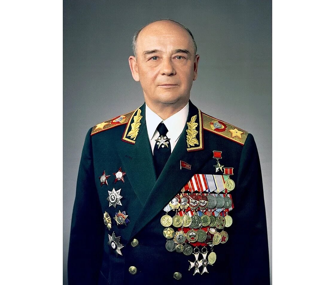 Маршал Соколов министр обороны СССР. Маршал Соколов Котельнич. Маршал рф имя