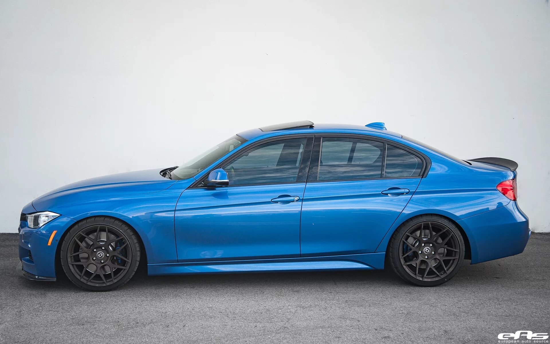 BMW f30 Эшторил. BMW f30 Estoril. BMW f30 Estoril Blue. BMW f30 330i.