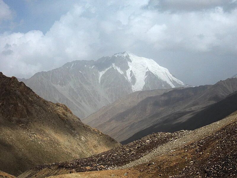 Горы лянгар. Ванч таджикистан. Ущелье р. Памир и тянь шань. Горы лянгар навои.