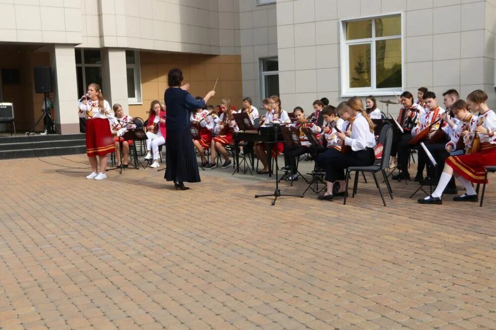 школа искусств краснознаменск.