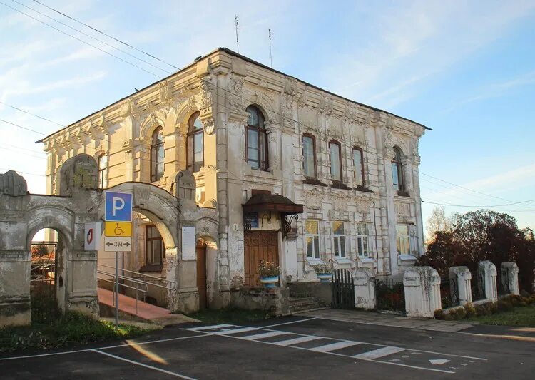 Нижегородская обл б мурашкино. Дом Преснякова Мурашкино. Большое Мурашкино дом купца в в Преснякова. Дом купца Панышева большое Мурашкино. Большое Мурашкино Нижегородская область.