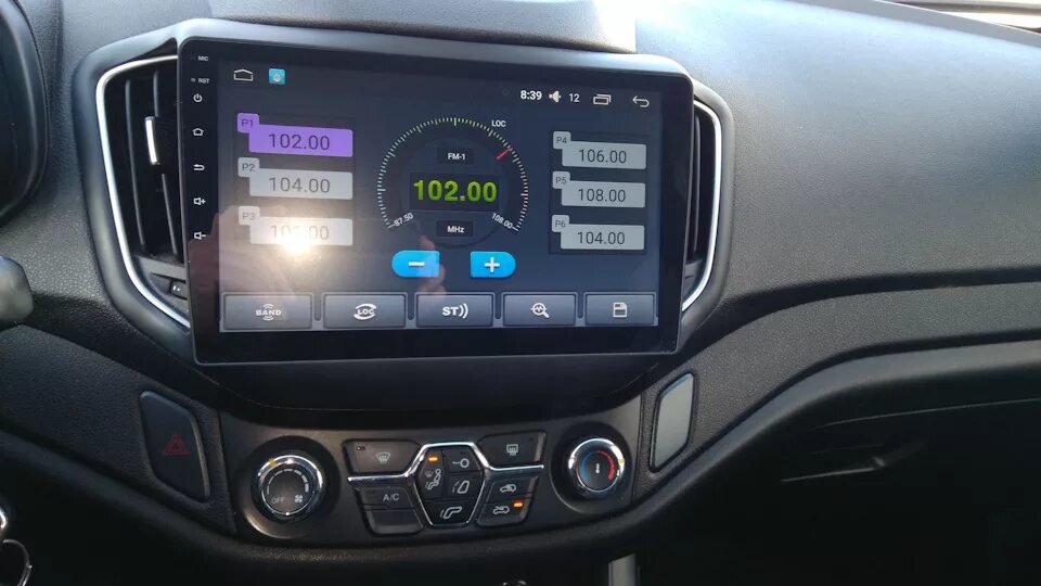 Как снять магнитолу тигго 5 Замена штатной магнитолы Chery Tiggo, 2 л, 2014 года автозвук DRIVE2