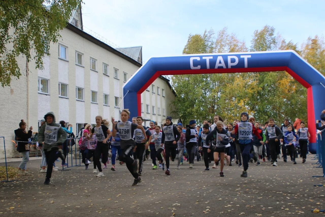 Сборная Лысьвы «Единорок». Фото дома спорта в Лысьве. Футболки молодёжь Лысьвы. В Лысьве лето 24 июня фото. Новости лысьвы подслушано