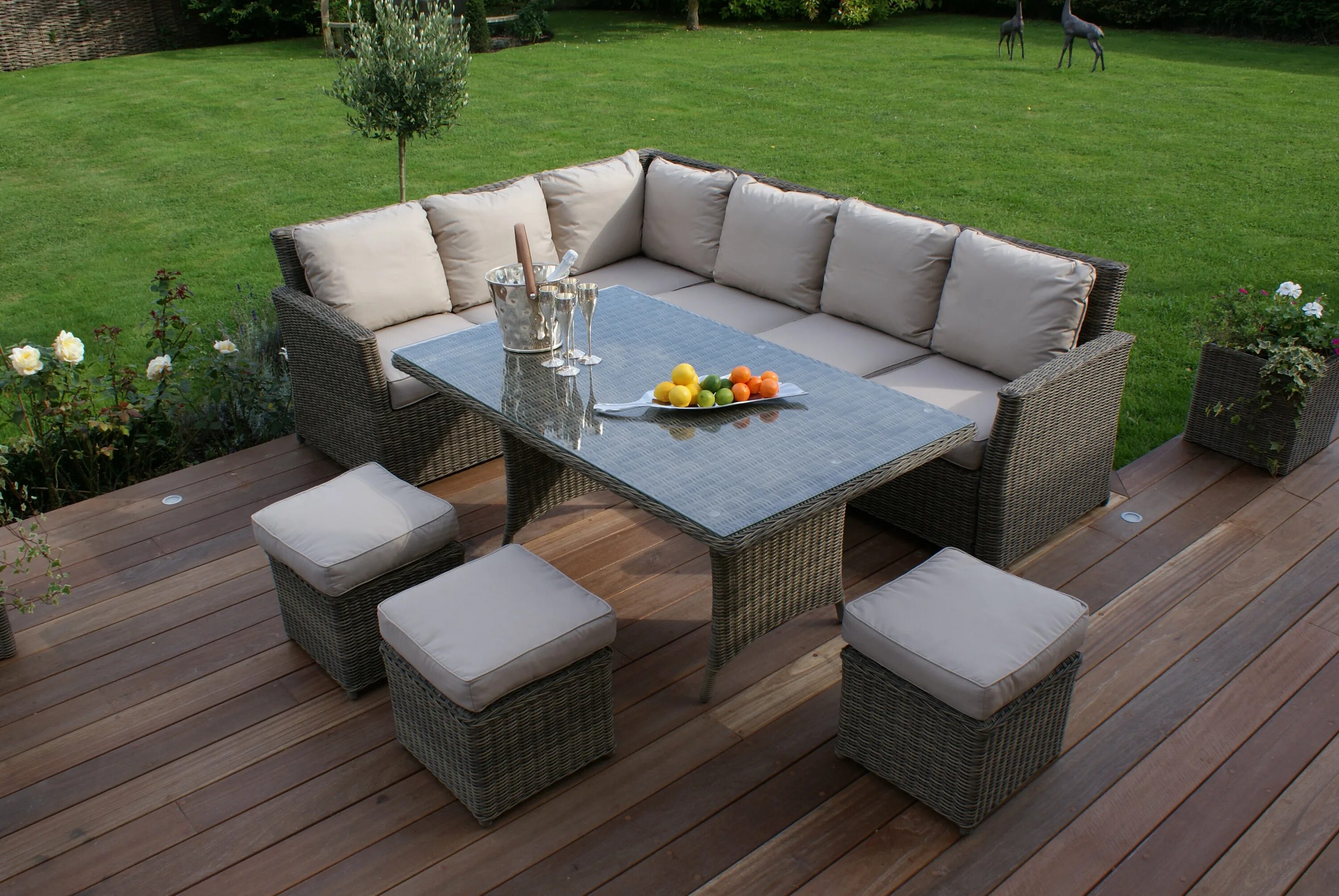 Стол кул бар раттан (cool Bar Rattan). Ширма из искусственного ротанга. Keter Salemo Table. Garden Sofa Design with Iron basis. Мебель для террасы woodgrand