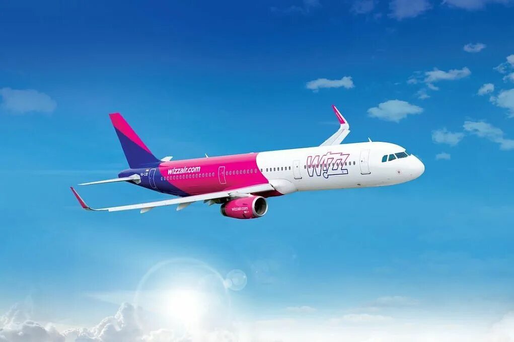 Лоукостер. Лоукостер wizz air. wizz air malta самолеты. лоу кост. wizzair картинки.