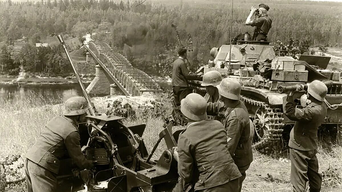 Солдаты в первые дни войны. Операция Барбаросса лето 1941. Немецкие танки 1941 года Барбаросса. Немецкие солдаты 22 июня 1941. Немцы на границе СССР 1941.