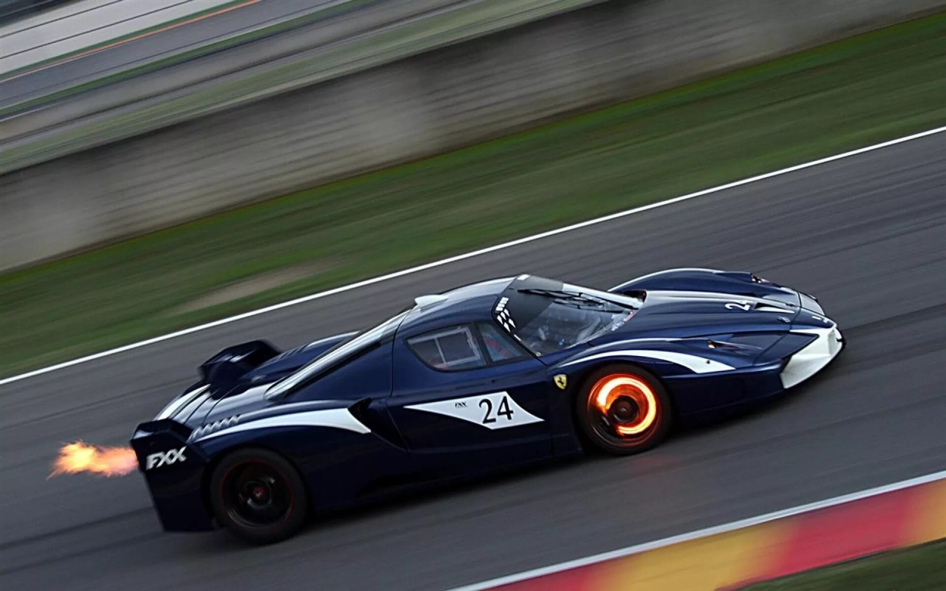 Фото гоночных машин. Ferrari FXX. Ferrari FXX Black. Гоночные машины Хади. Самая быстрая гоночная машина.