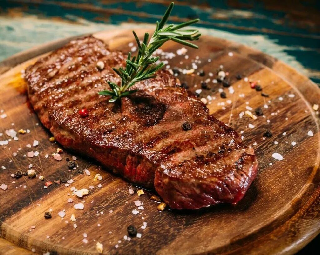 Meat Grilling Tips from Wolfgang Puck