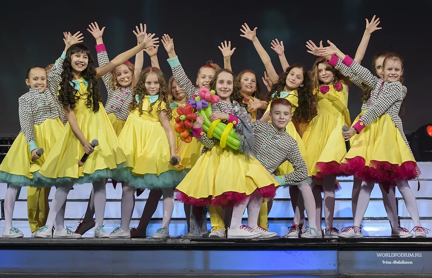 детский ансамбль гномы. детский ансамбль гномы. ансамбль гномы минусовки. танцуй со мной гномы текст. 93 детский сад фрунзенского района спб.