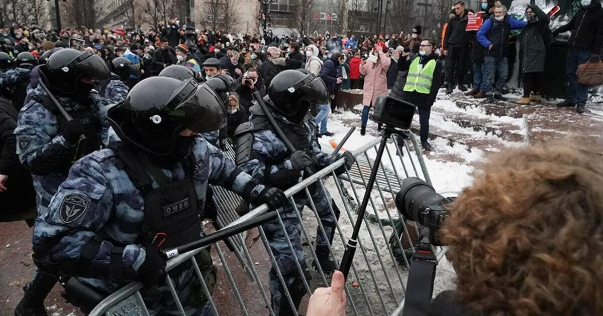 Массовые беспорядки в Москве. Митинги в Москве 2021. Массовые протесты в Москве. Массовые аресты в Москве. Участие в массовых беспорядках