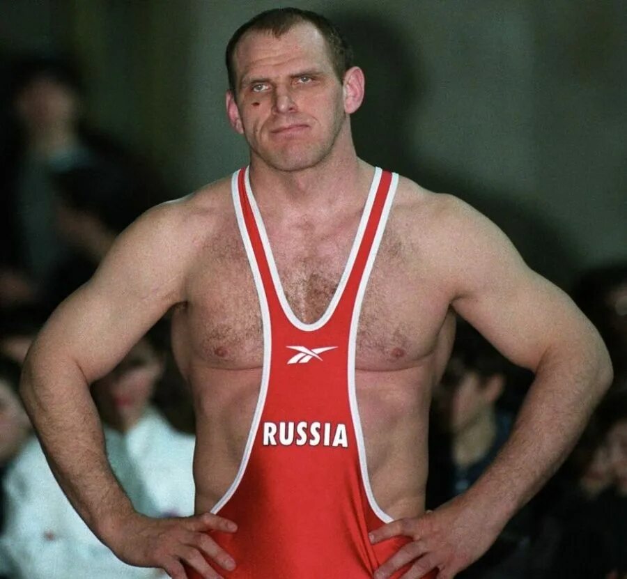 Советский спортсмен борец чемпион. Карелин 1996. Сан Саныч Карелин.