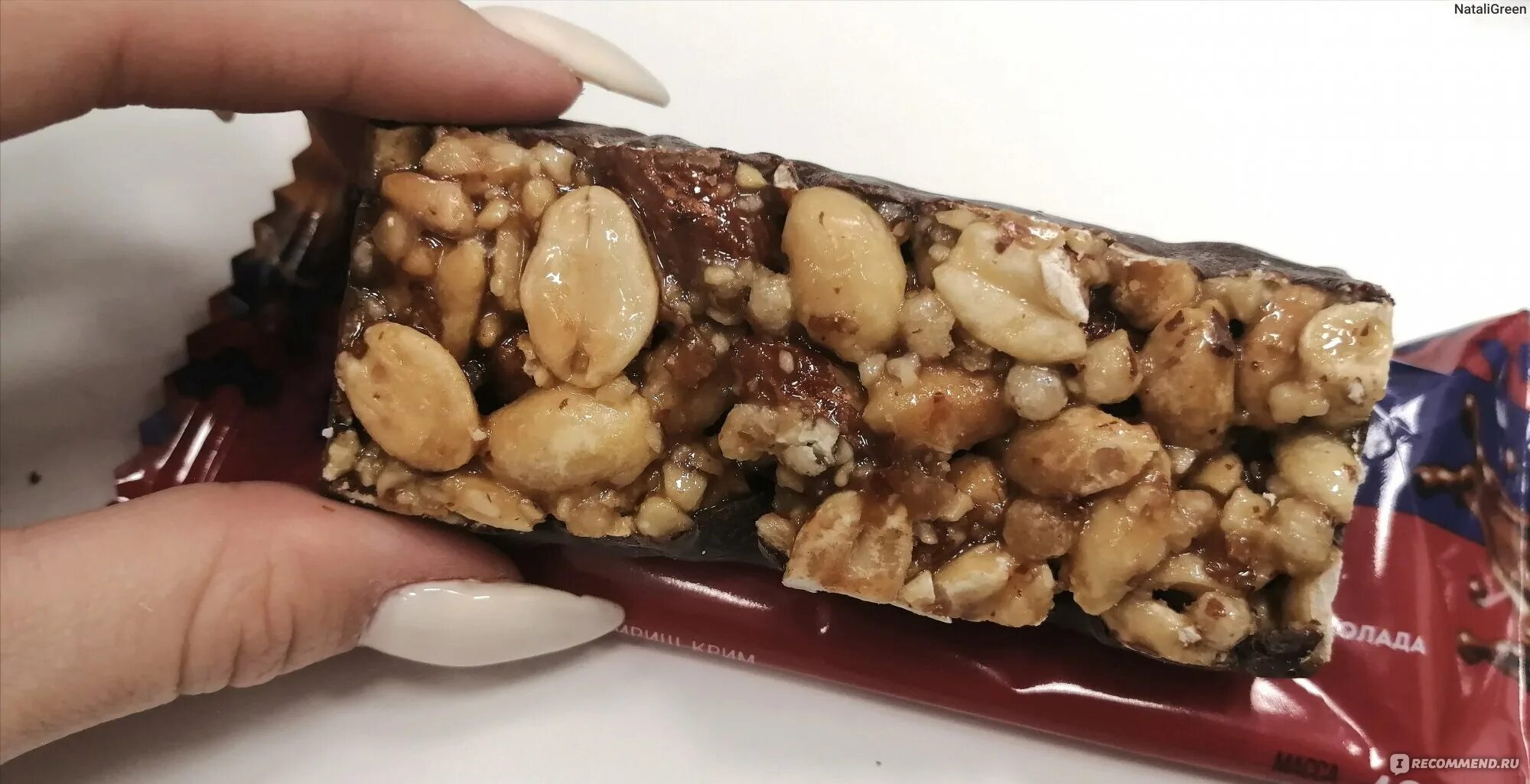 Soj rest. Ореховый батончик nut bar. soj батончики с орехами. нут с орехами батончик.