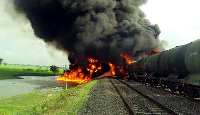 Пожары взрывы на транспорте. Пожары на Железнодорожном транспорте.