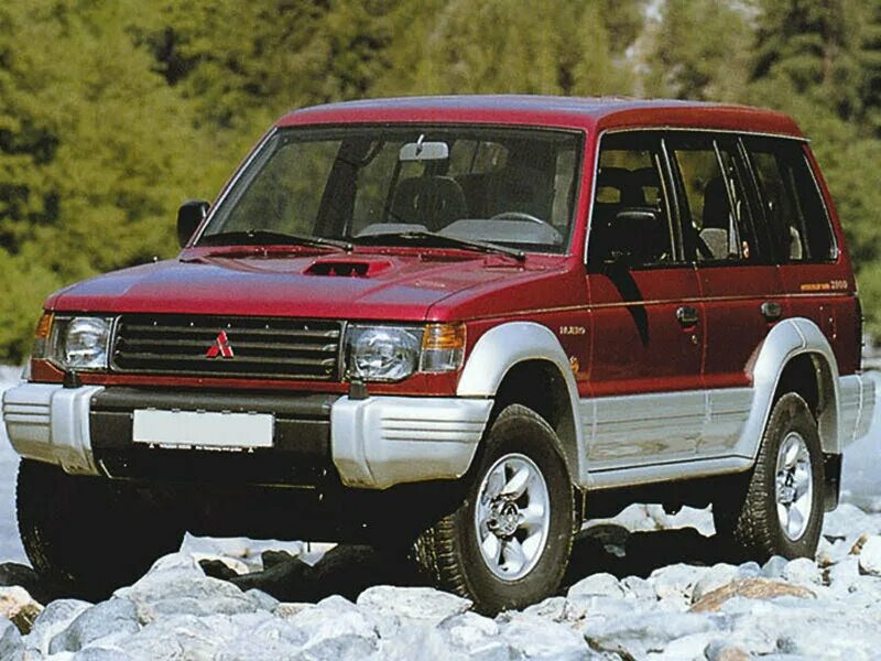 Mitsubishi pajero ii. Мицубиси Паджеро 2. Mitsubishi Pajero 2 1991-1997. Митсубиси Паджеро 2покаление. Мицубиси Паджеро 1997.