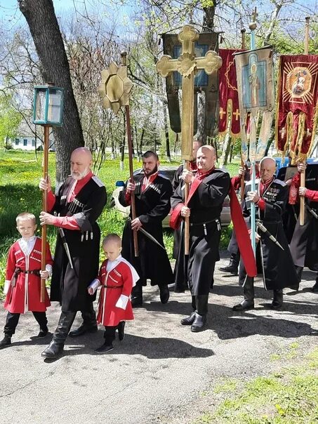 Станица подгорная краснодарский край. Казаки станицы Подгорной Отрадненского района. Станица Подгорная Отрадненский район Краснодарский край. Станица Подгорная Георгиевский район Ставропольский край. Станица Подгорная школа Отрадненский район.