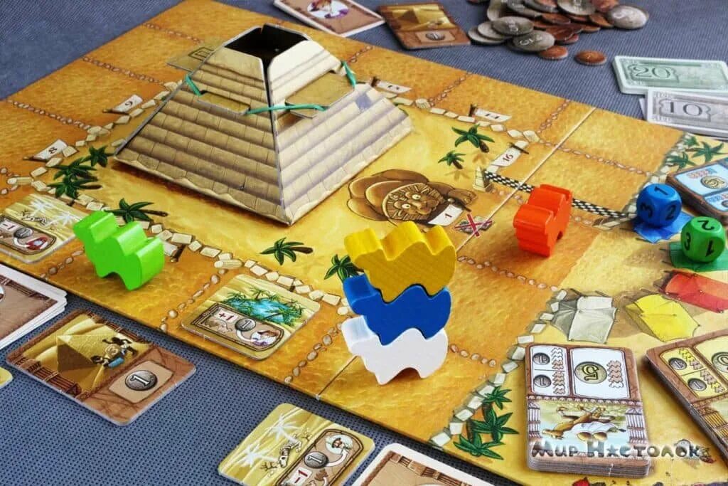 Camel up. Игра camel up. camel up настольная игра. camel up настольная. camel up 2.0 настольная игра.