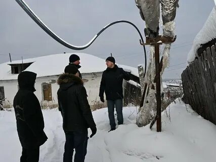Жители покидали свои дома