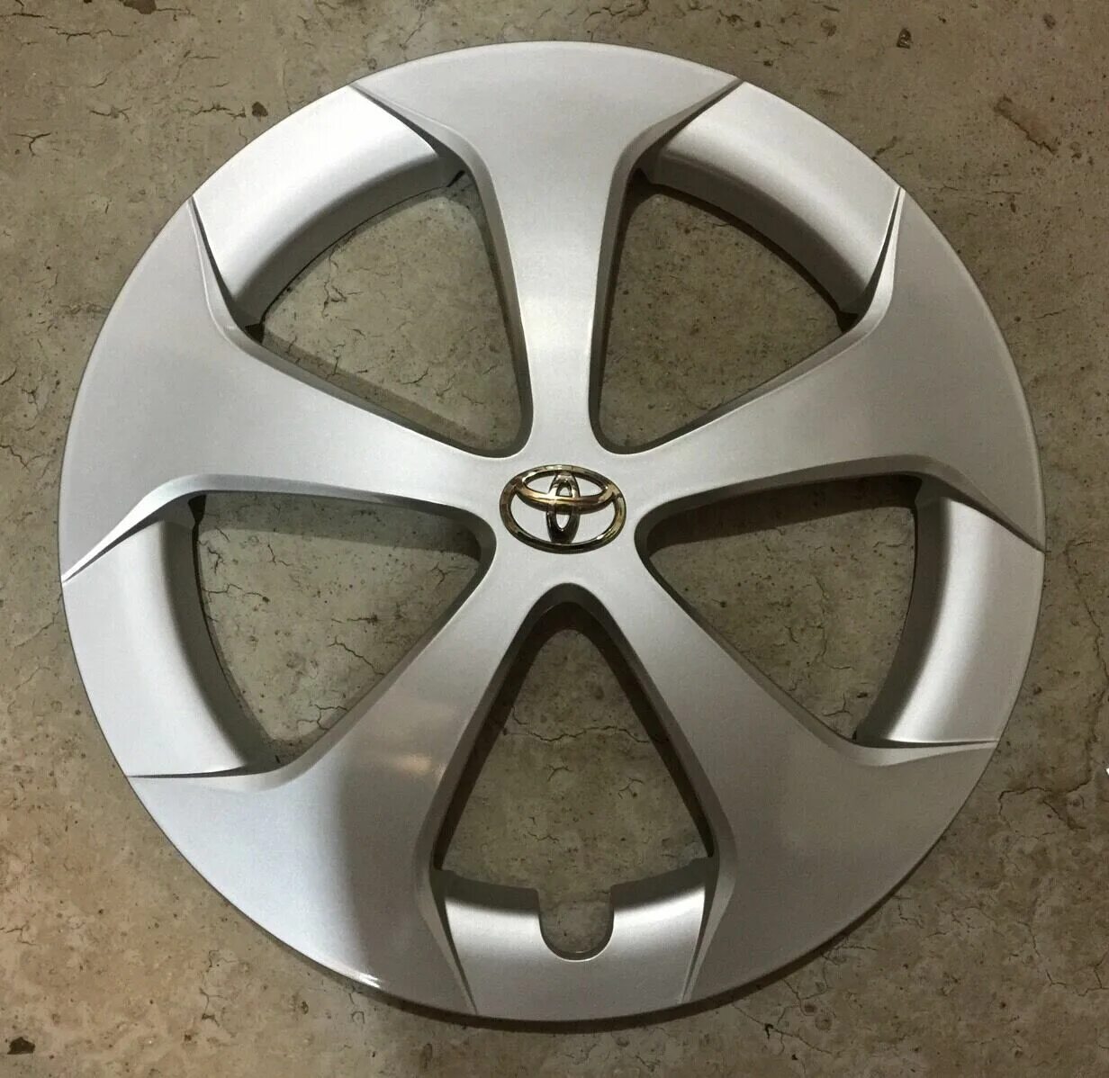 Колпаки тойота прадо 120. Toyota 4260b-60160. Колпаки тойота королла 120. Toyota corolla 150 колпак колеса. Колпак ступицы колеса тойота lc200.