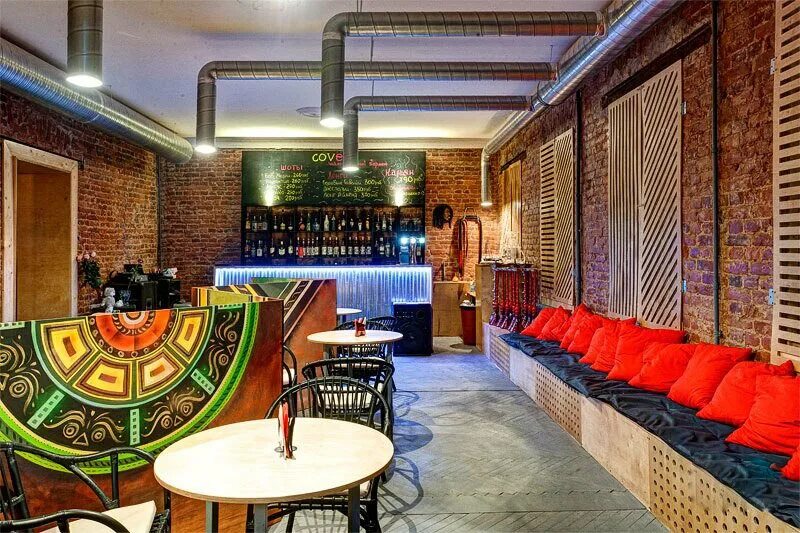 ковры в кальянной. фото из бара. на ковер бар москва. бар на ковер. на ковер бар москва.