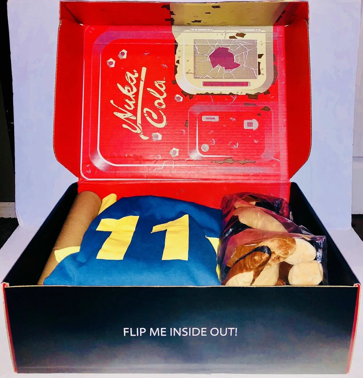 Limited edition crate. Fallout loot. Fallout loot. Fallout loot. Fallout 4 limited edition crate.